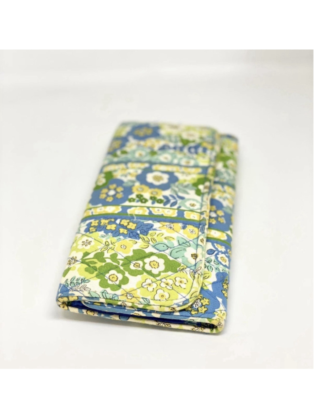 Vera Bradley English Meadow Trifold Wallet Floral Quilted Magnetic Closure RETIR - Picture 4 of 6